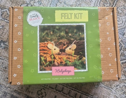 Hedgehogs felt kit - felt, simply