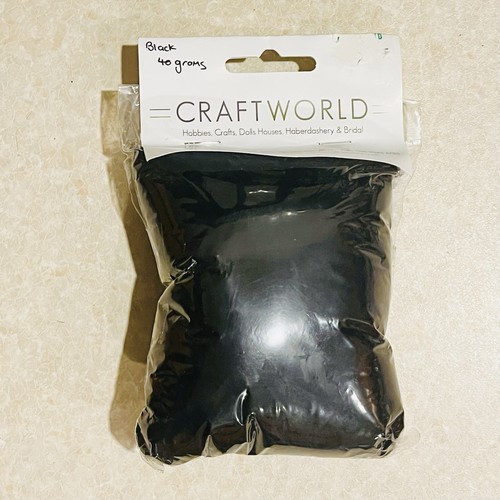 Craftworld black felting wool - black,