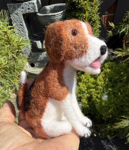 Handmade needle felted beagle - needle,