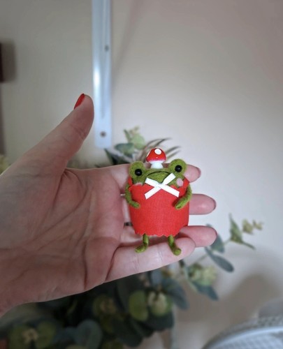 Needle felted mushroom frog - needle,