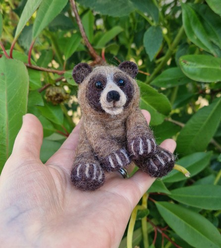 Needle felt felted felting - felt,
